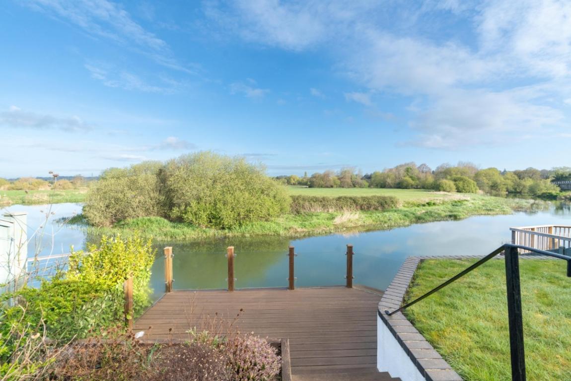 Image: 25 Merley Ways Wimborne Dorset Wimborne