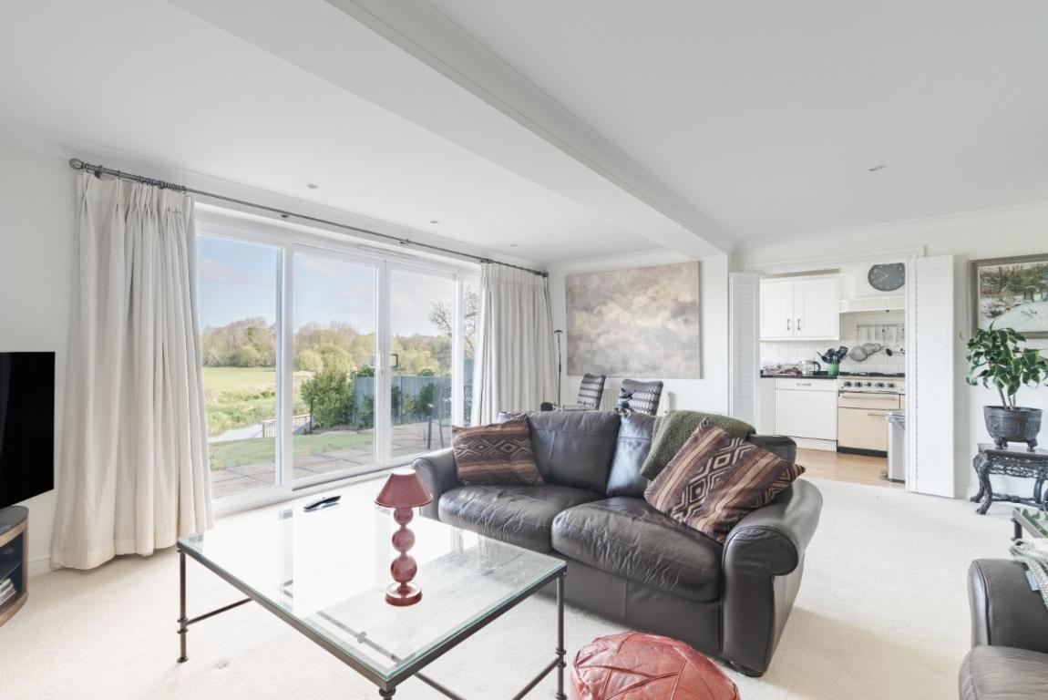 Image: 6 Merley Ways Wimborne Dorset Wimborne