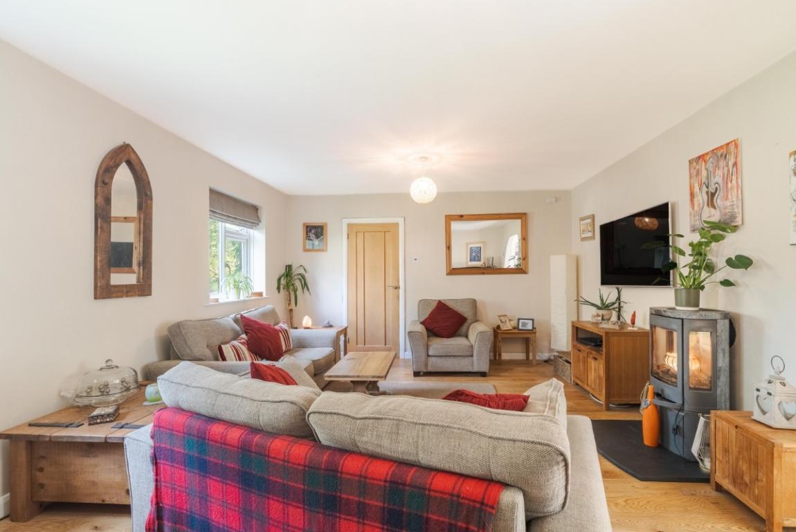 Image: 5 Bridle Way Wimborne Dorset Colehill