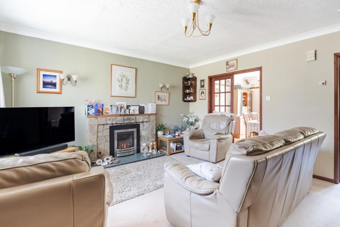 Image: 4 Canford View Drive Wimborne Dorset Colehill