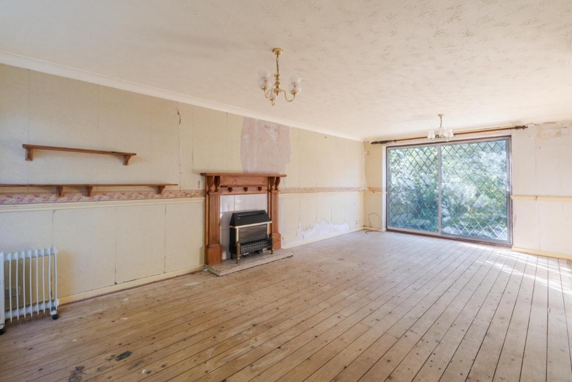 Image: 6 Lynwood Drive Wimborne Dorset Merley