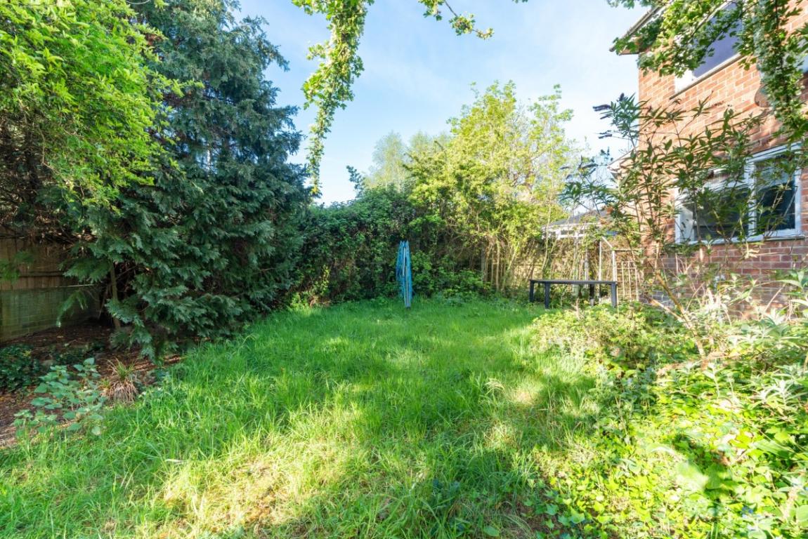 Image: 20 Lynwood Drive Wimborne Dorset Merley