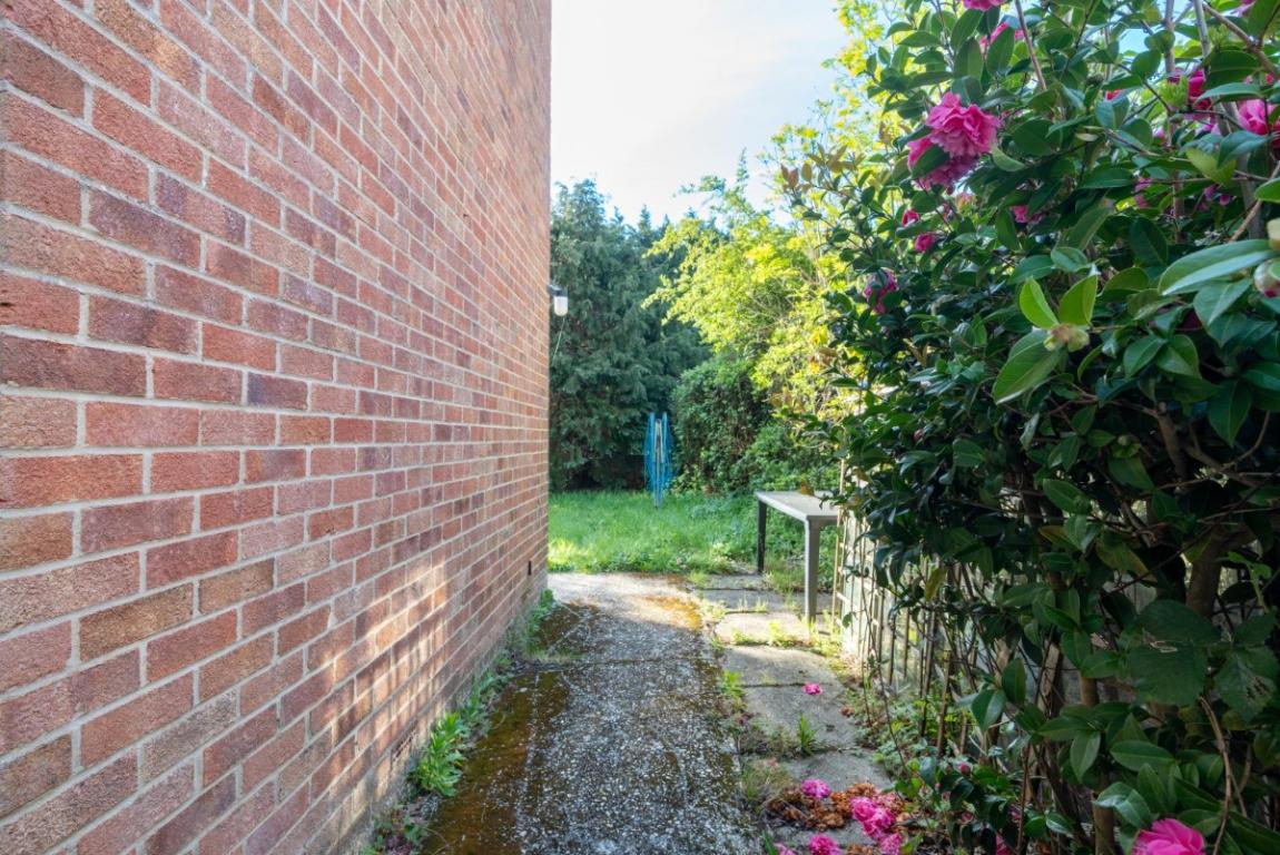 Image: 18 Lynwood Drive Wimborne Dorset Merley