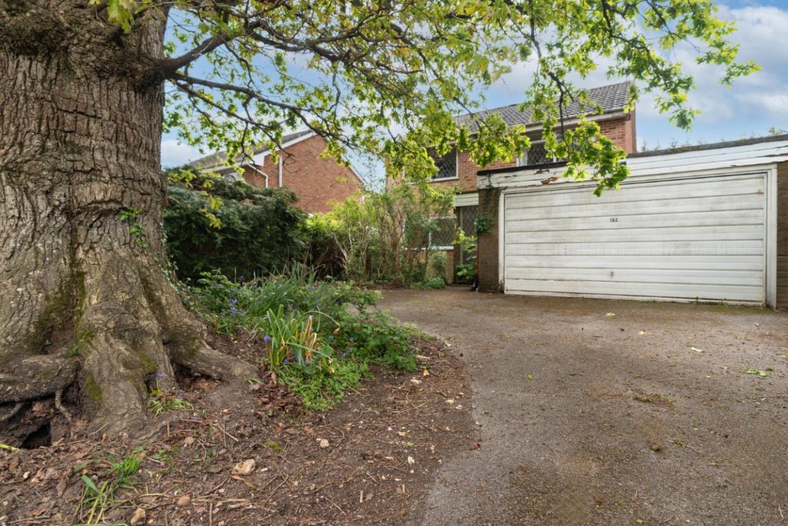 Image: 1 Lynwood Drive Wimborne Dorset Merley