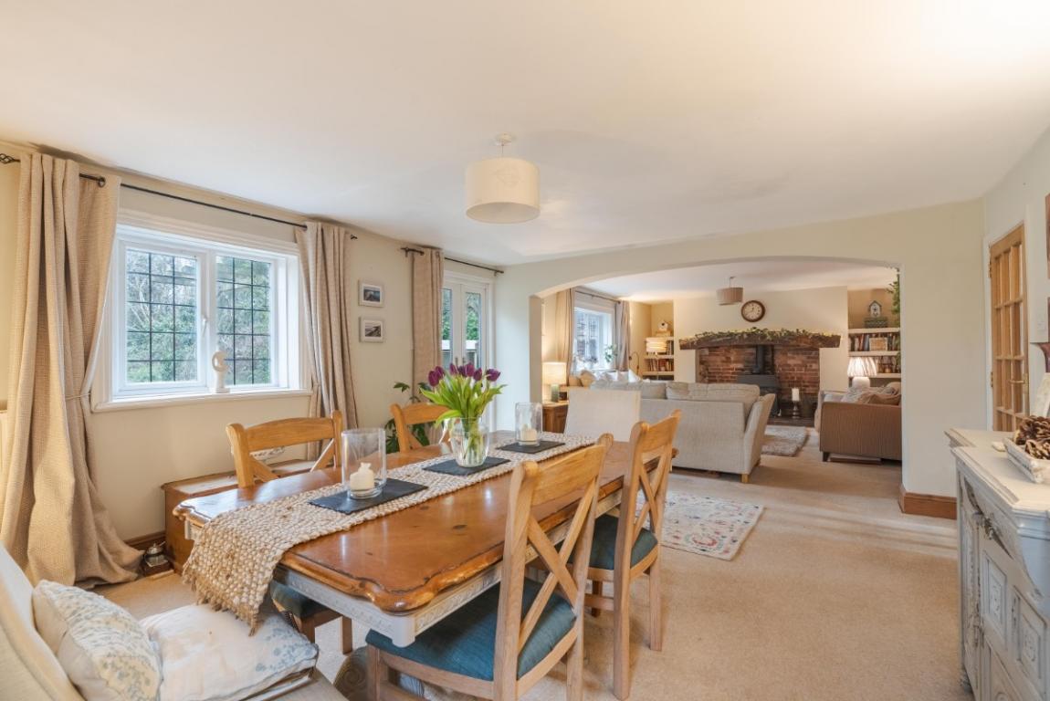 Image: 5 Montacute Way Wimborne Dorset Merley