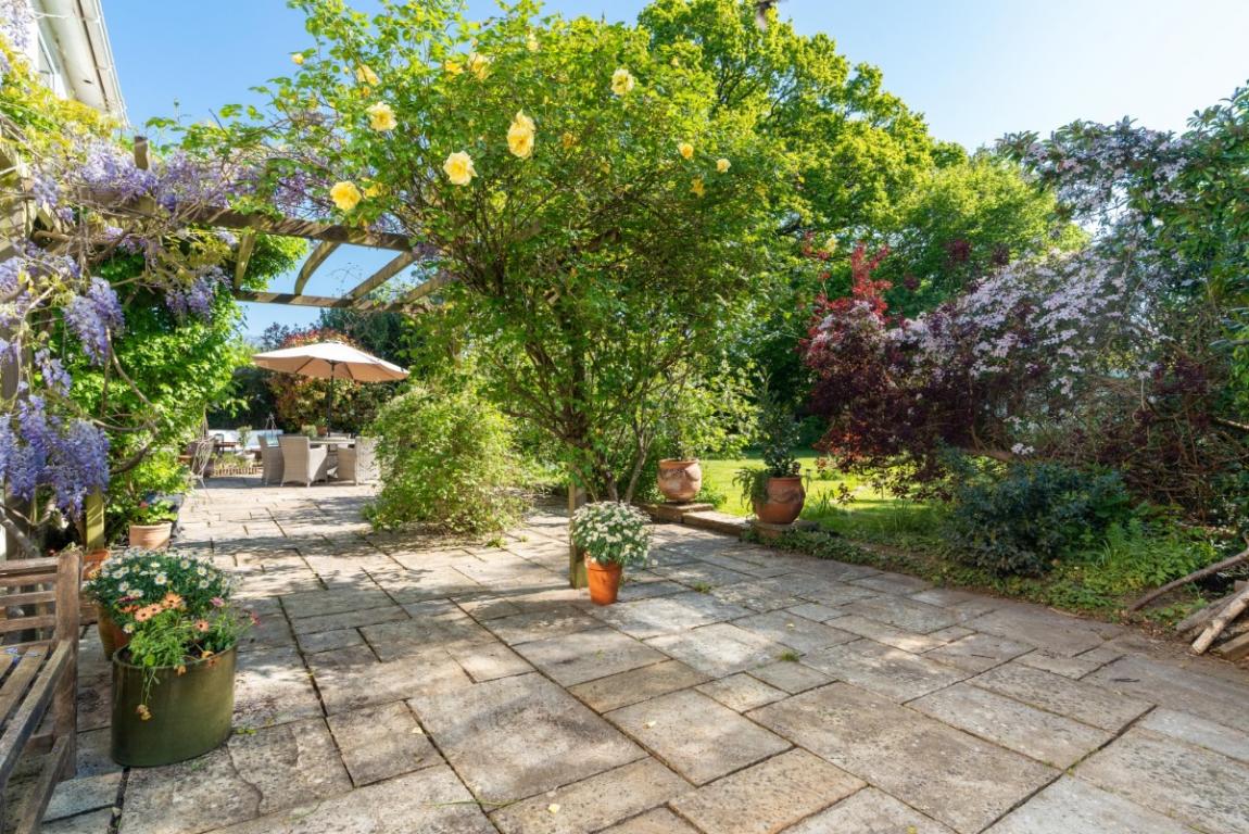 Image: 31 Montacute Way Wimborne Dorset Merley