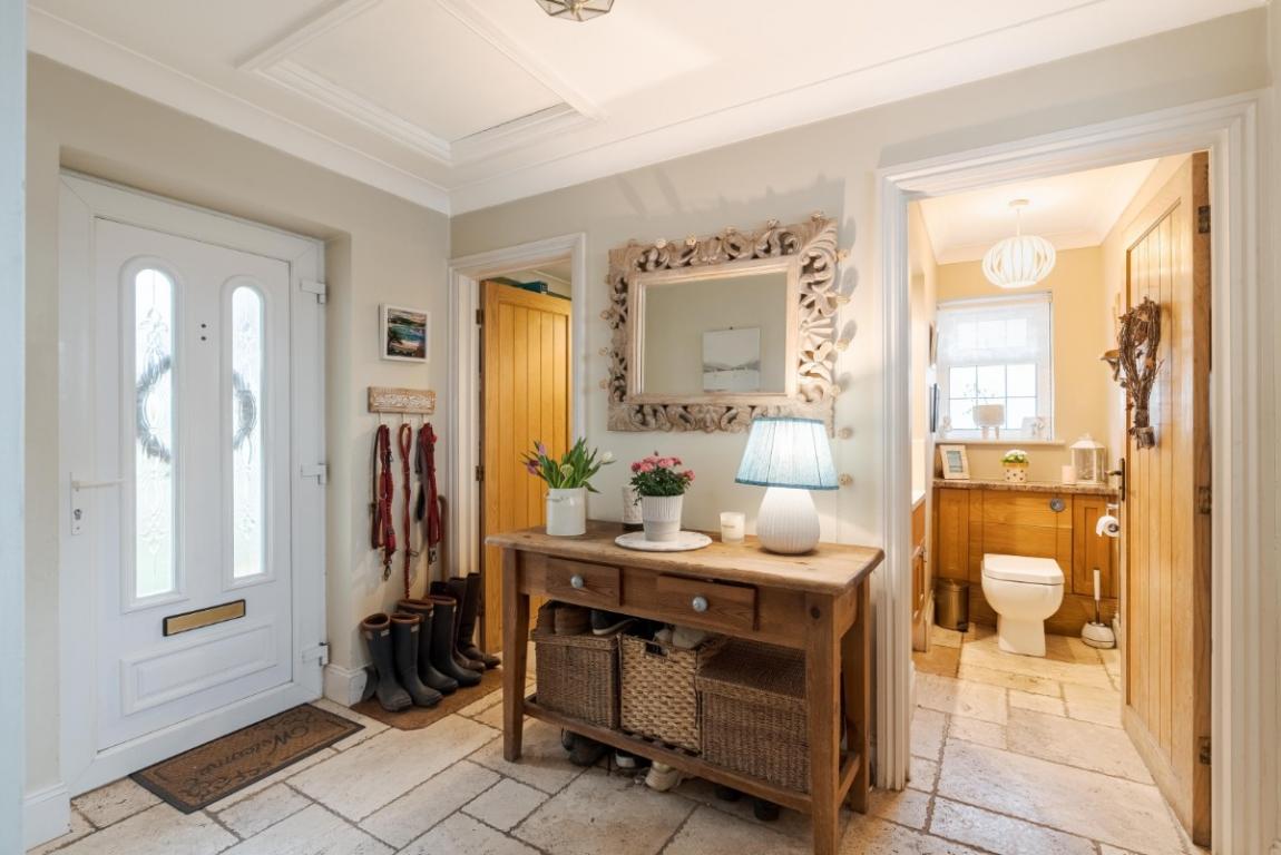 Image: 17 Montacute Way Wimborne Dorset Merley