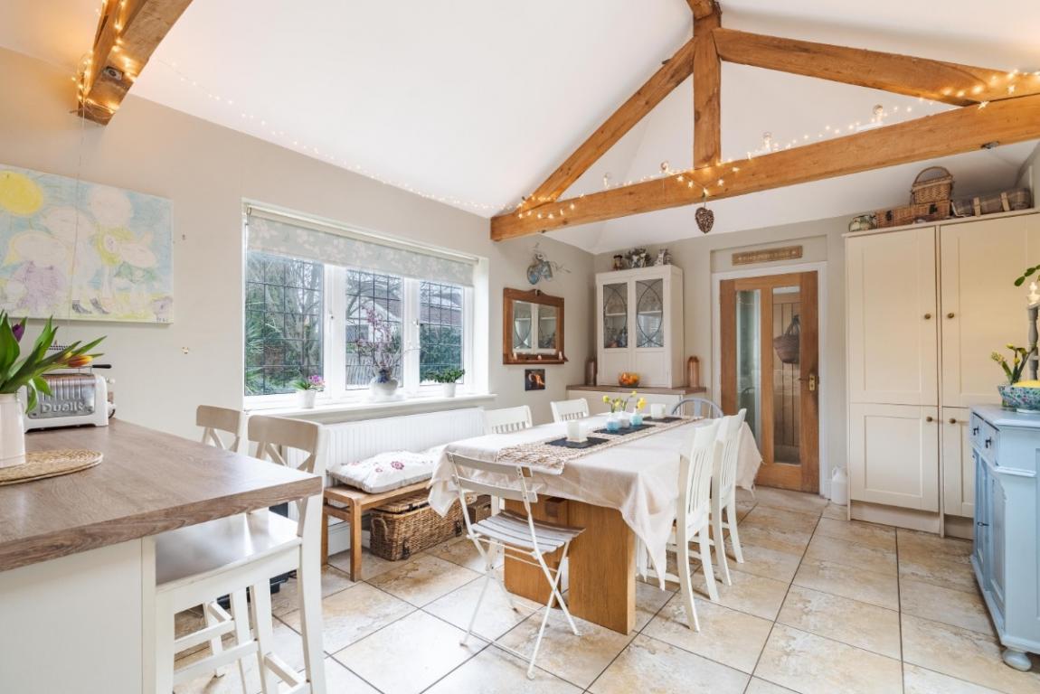 Image: 14 Montacute Way Wimborne Dorset Merley