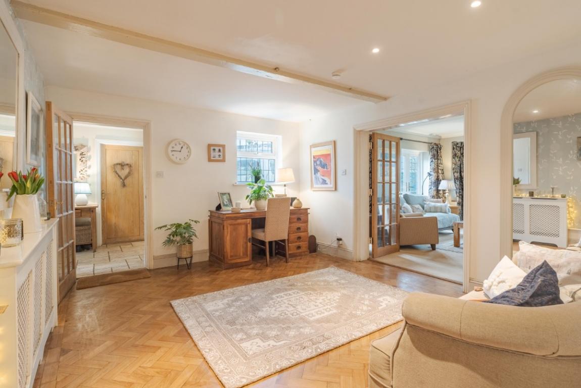 Image: 3 Montacute Way Wimborne Dorset Merley