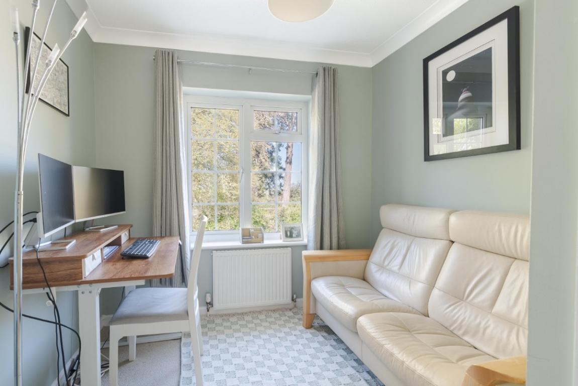 Image: 19 Marlborough Place Wimborne Dorset Wimborne