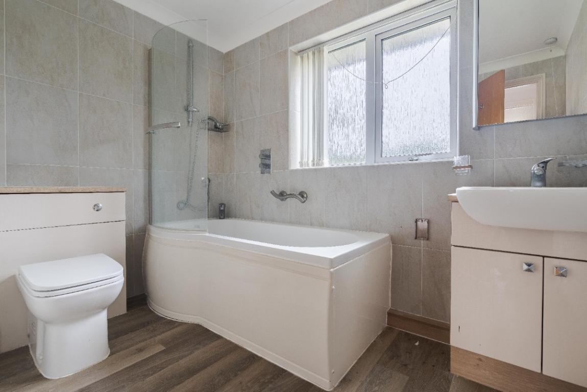Image: 20 Canford Bottom Wimborne Dorset Colehill