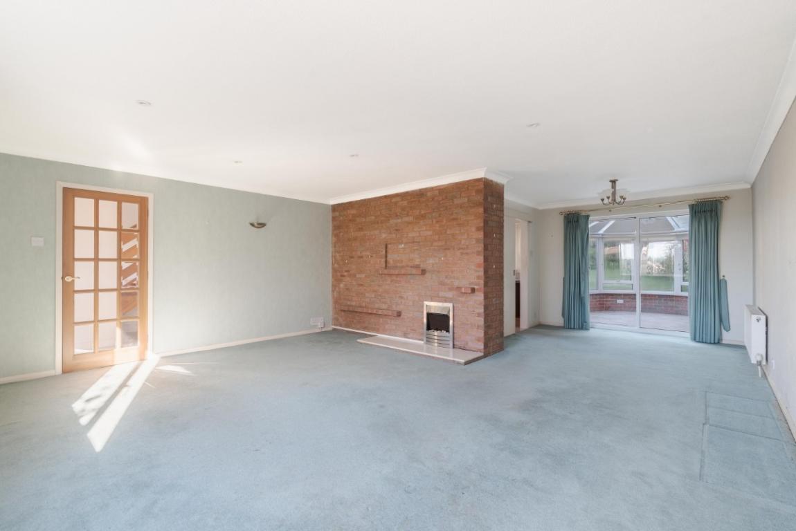 Image: 3 Canford Bottom Wimborne Dorset Colehill
