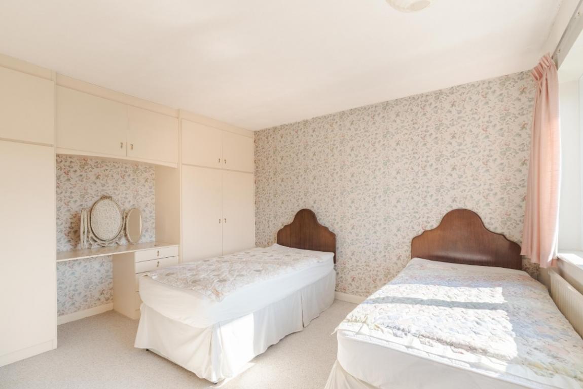 Image: 13 Cobham Way Wimborne Dorset Merley