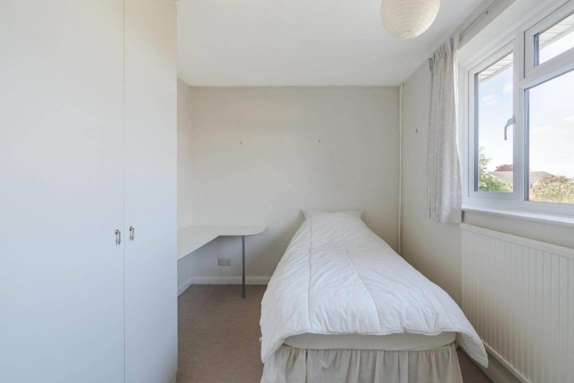 Image: 15 Cobham Way Wimborne Dorset Merley