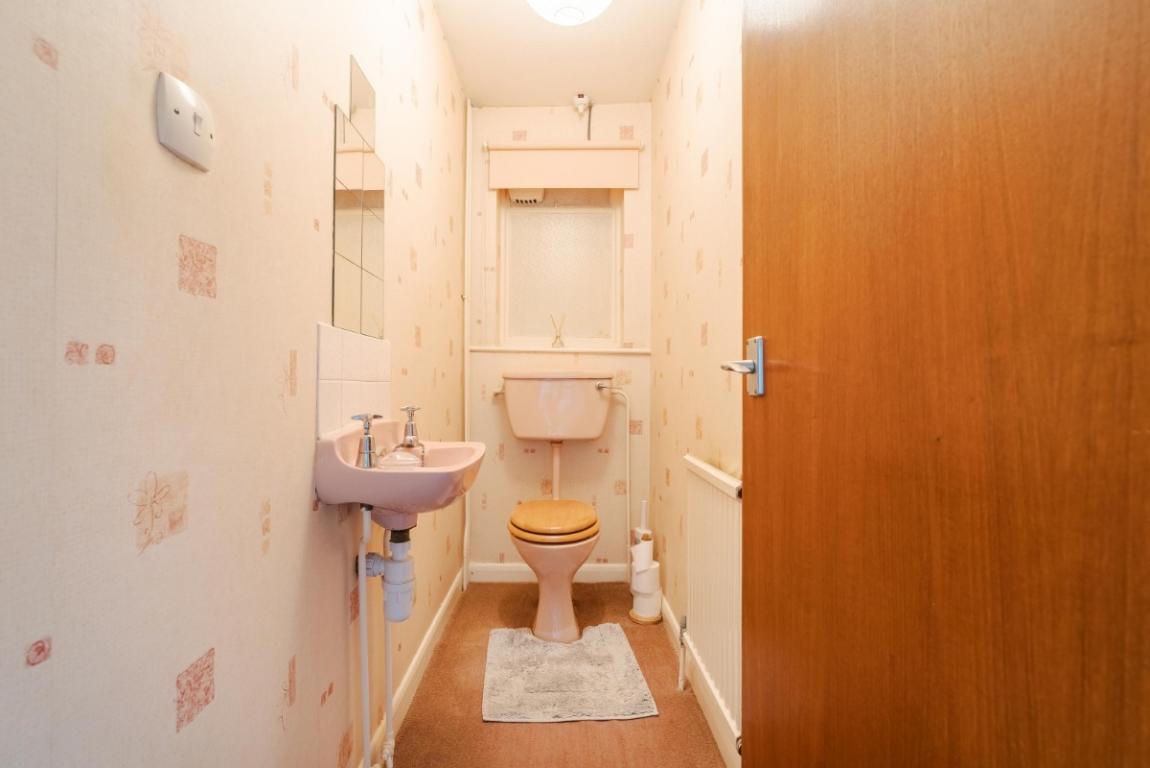 Image: 12 Cobham Way Wimborne Dorset Merley