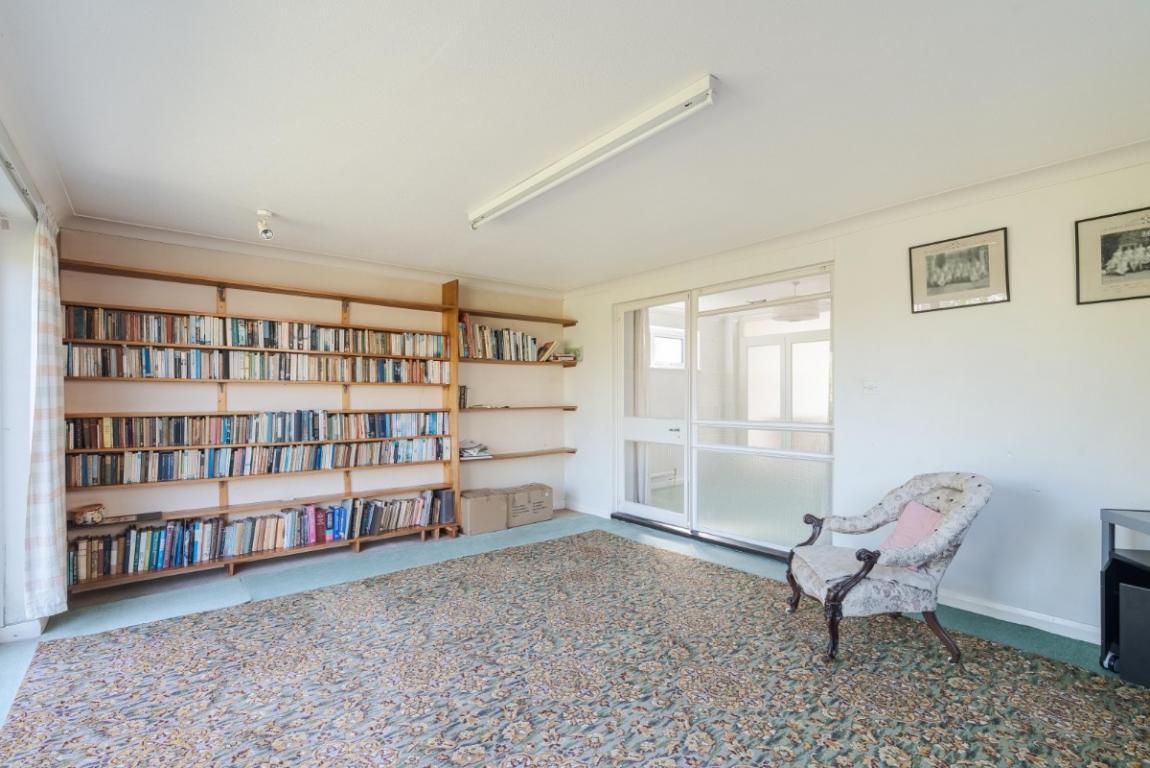 Image: 6 Cobham Way Wimborne Dorset Merley