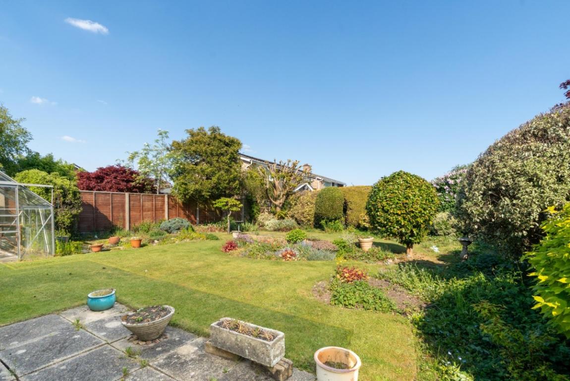 Image: 19 Cobham Way Wimborne Dorset Merley