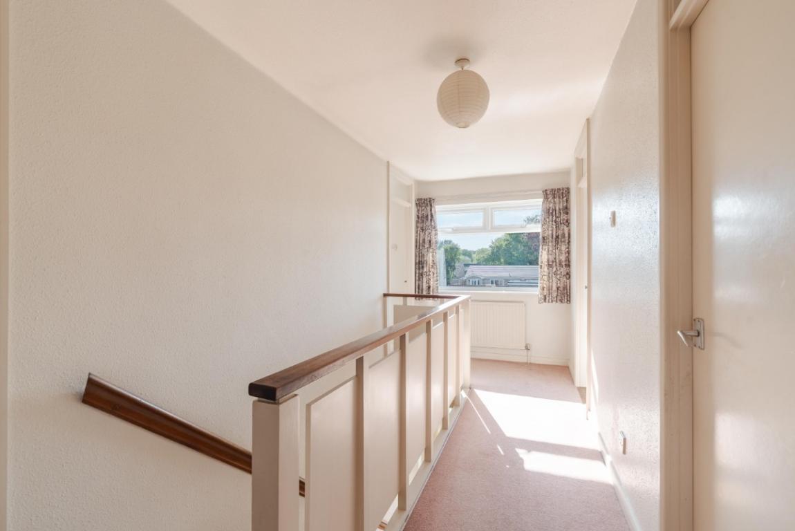 Image: 17 Cobham Way Wimborne Dorset Merley