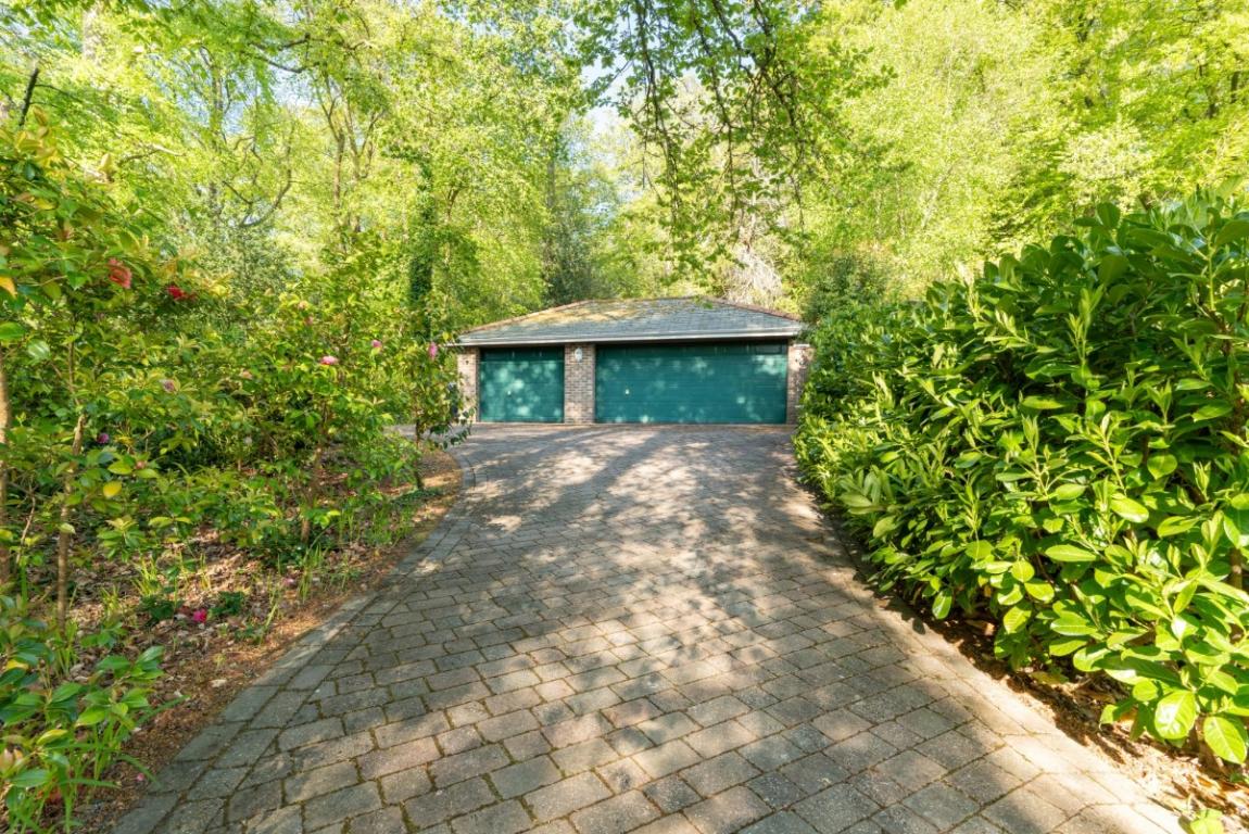 Image: 28 Northleigh Lane Wimborne Dorset Colehill