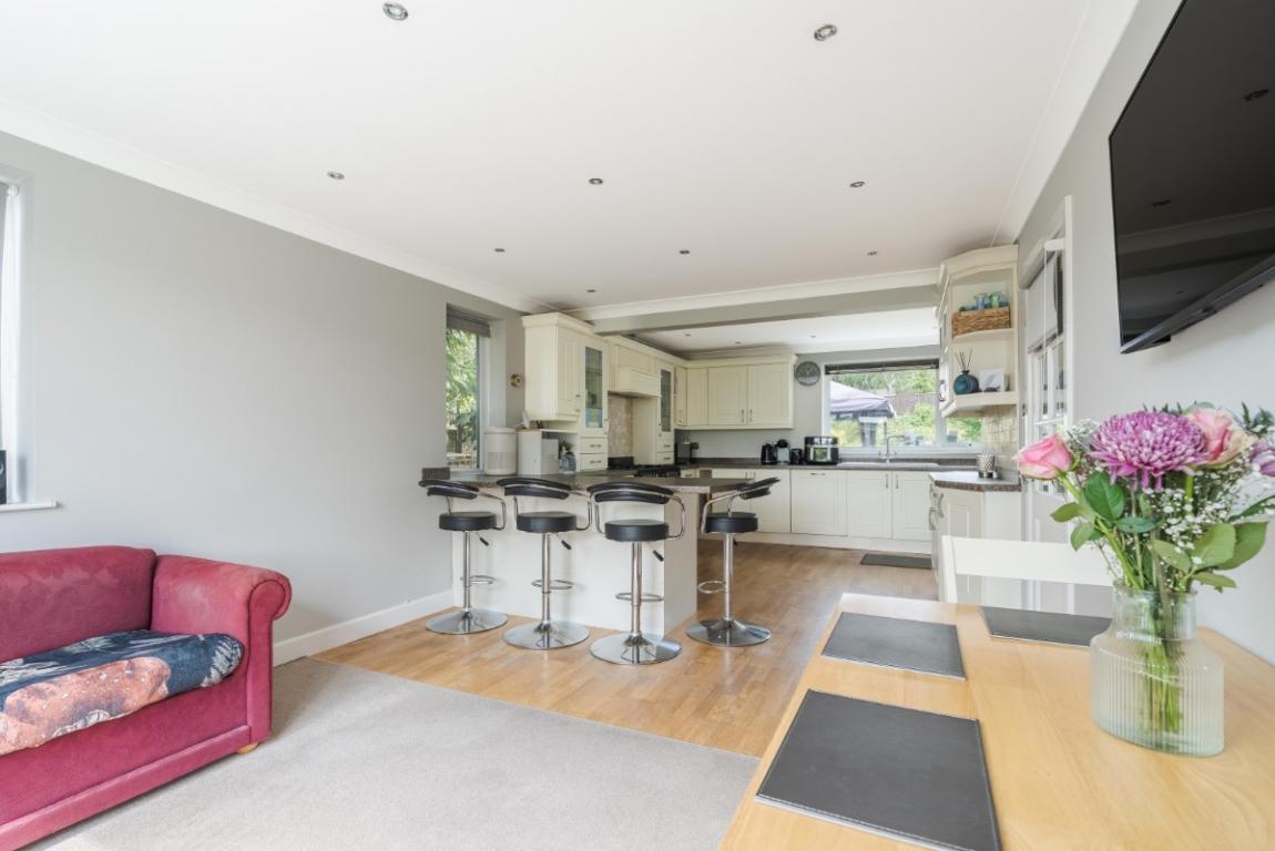 Image: 5 Cedar Drive Wimborne Dorset Colehill