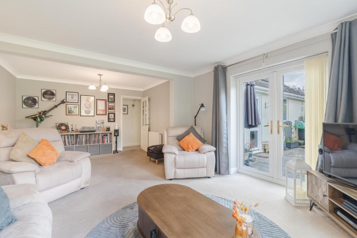 Image: 3 Cedar Drive Wimborne Dorset Colehill