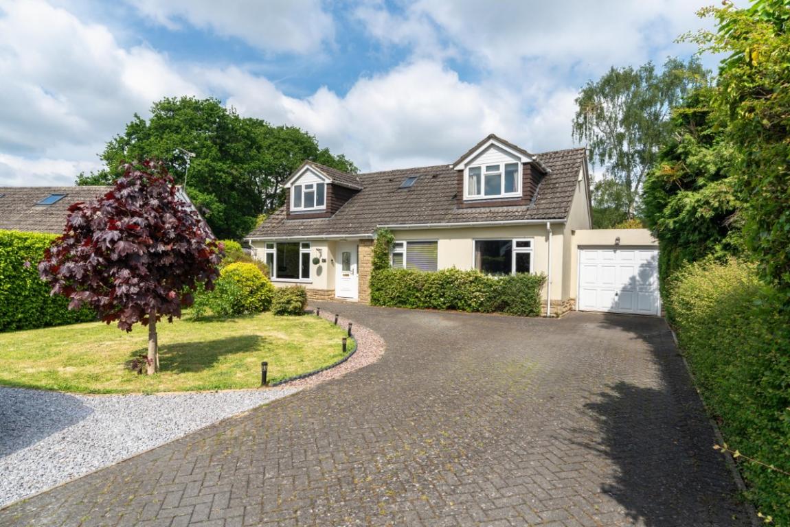 Image: 1 Cedar Drive Wimborne Dorset Colehill