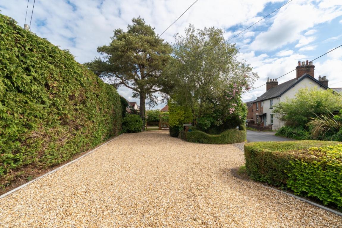 Image: 24 Furzehill Wimborne Dorset Furzehill