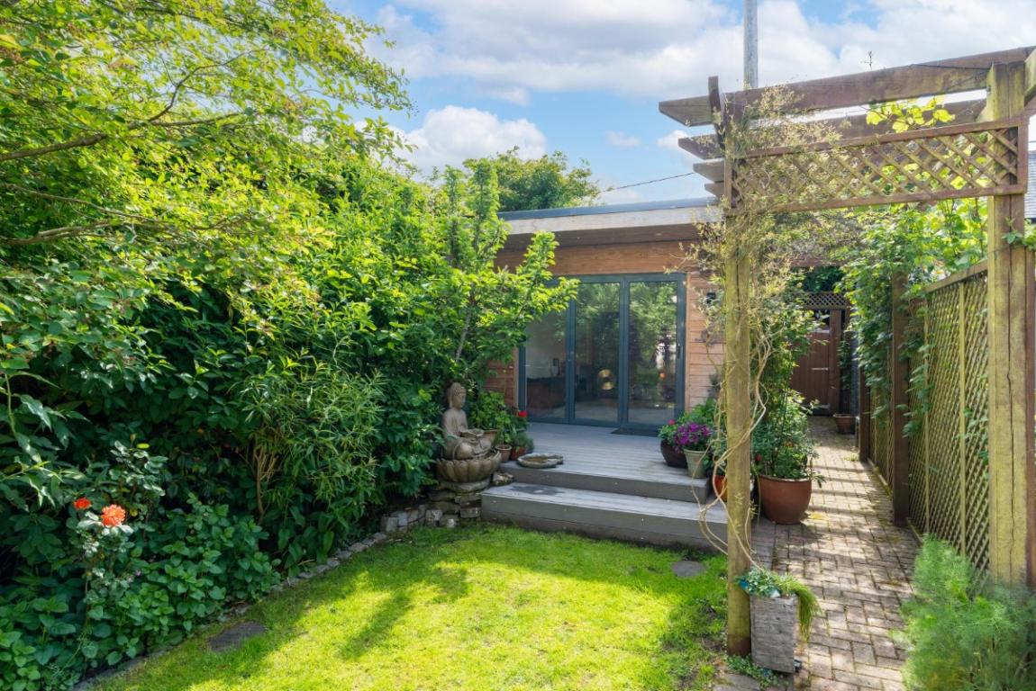 Image: 21 Furzehill Wimborne Dorset Furzehill