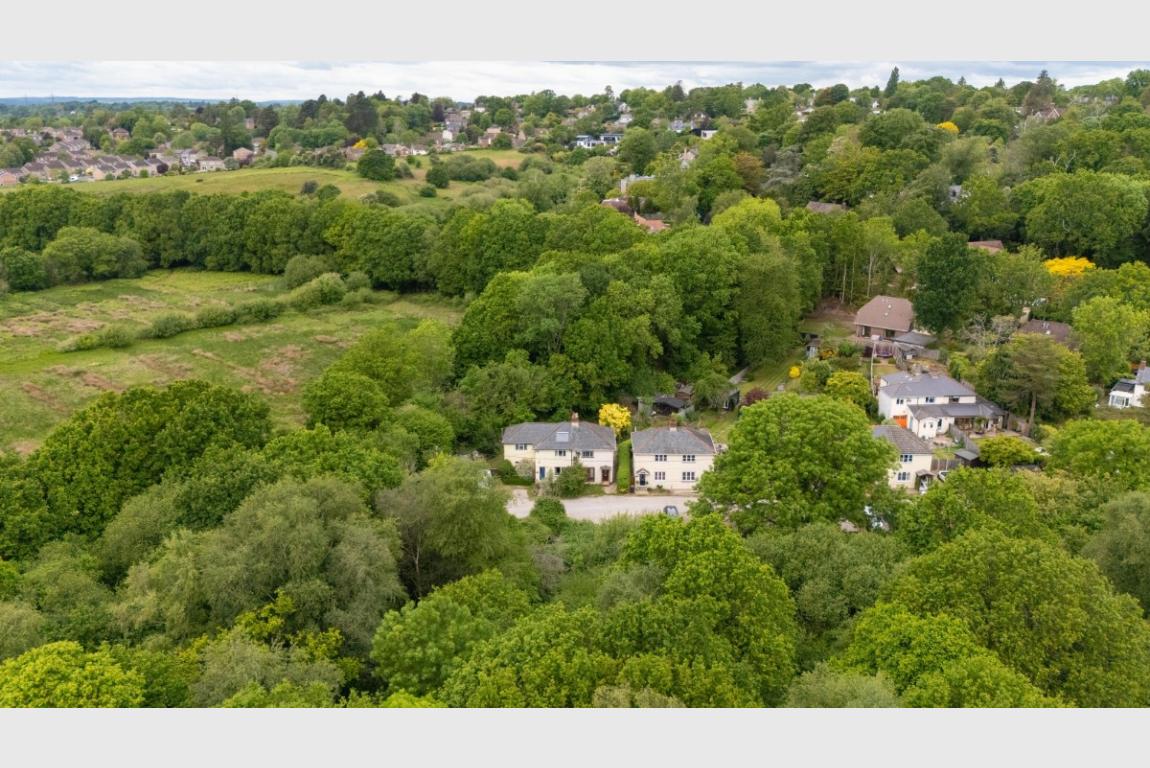 Image: 2 Leigh Common Wimborne Dorset Wimborne