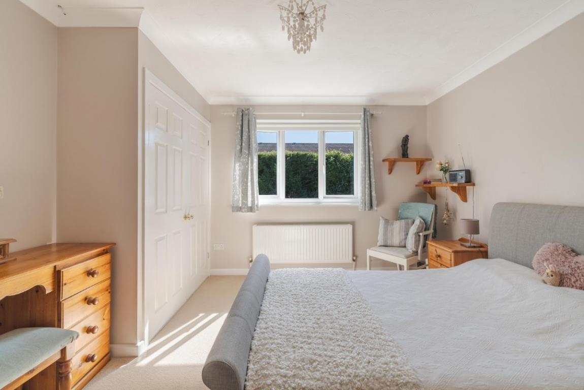 Image: 15 Old Rectory Close Wimborne Dorset Corfe Mullen