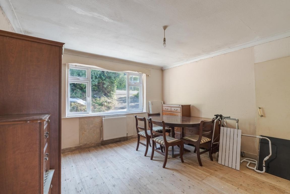 Image: 11 Blandford Road Wimborne Dorset Corfe Mullen