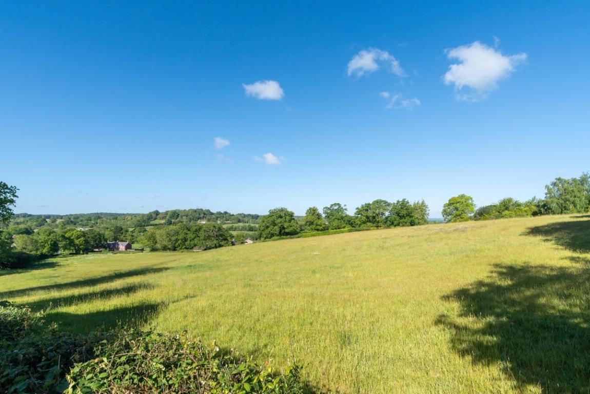 Image: 17 Blandford Road Wimborne Dorset Corfe Mullen