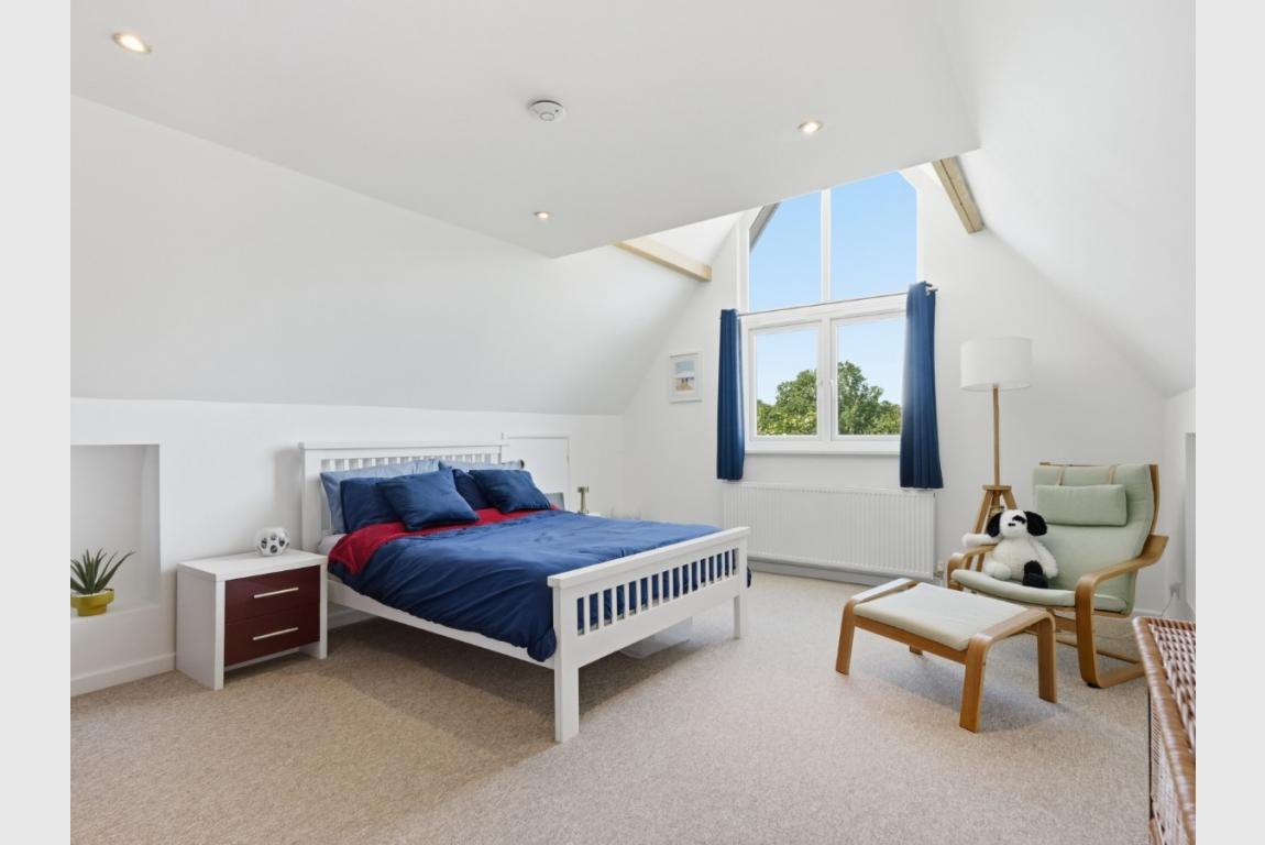 Image: 22 Lonnen Road Wimborne Dorset Colehill