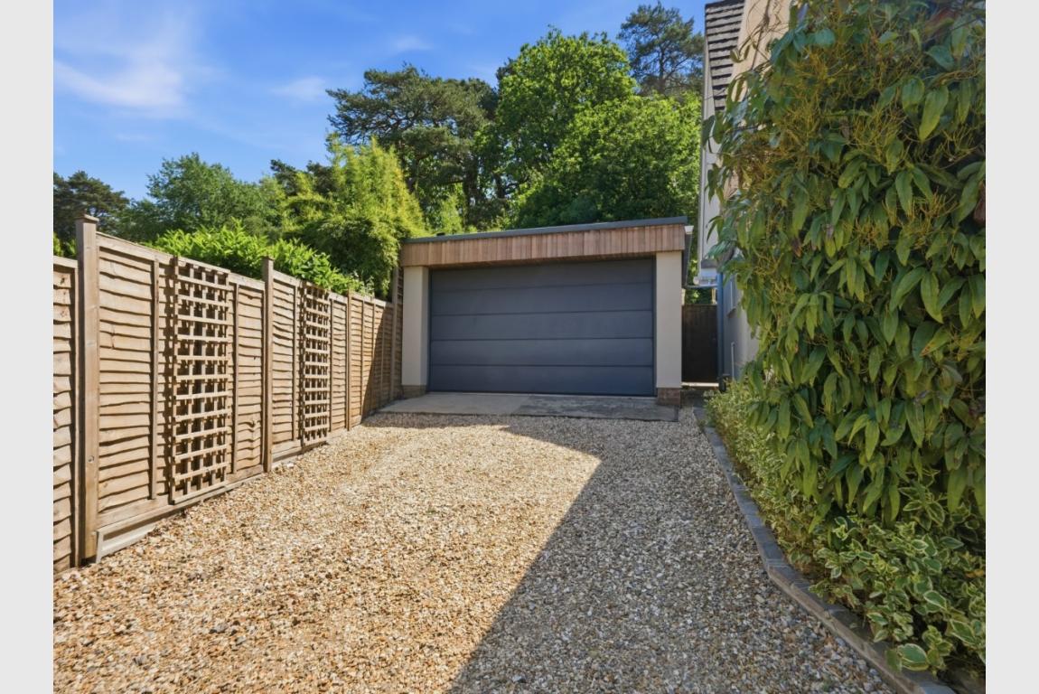Image: 36 Lonnen Road Wimborne Dorset Colehill