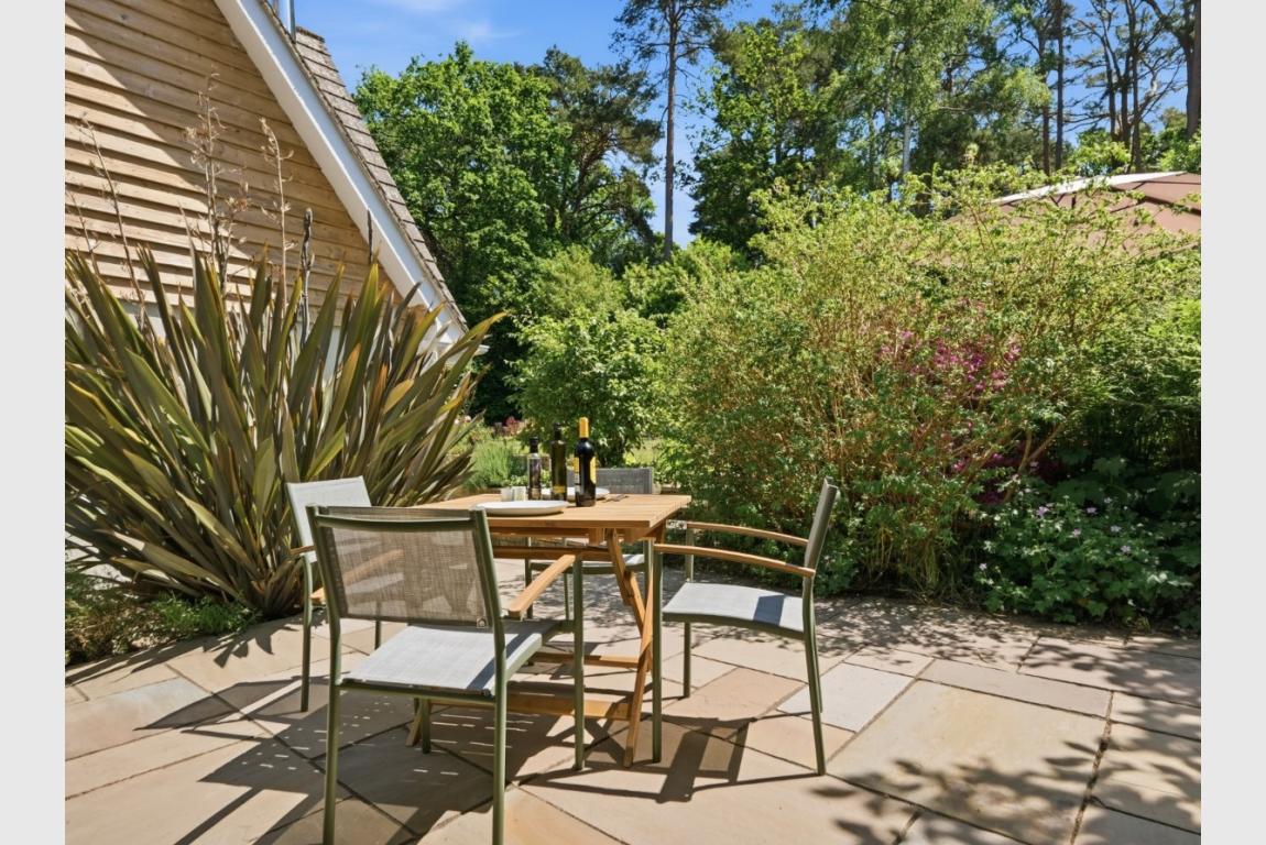 Image: 31 Lonnen Road Wimborne Dorset Colehill