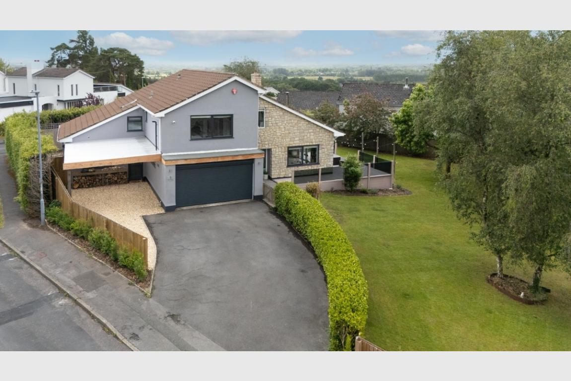 Image: 4 Stroud Close Wimborne Dorset Colehill