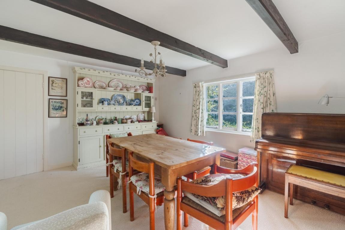 Image: 4 Furzehill Wimborne Dorset Furzehill