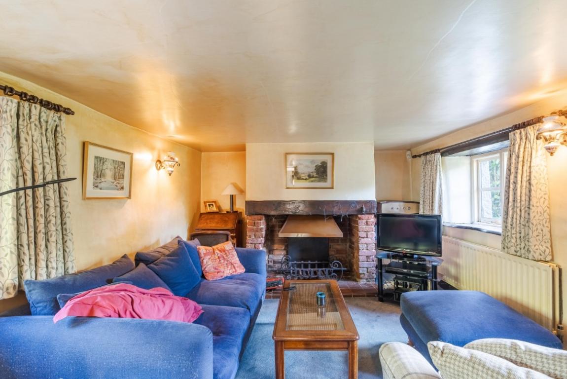 Image: 3 Furzehill Wimborne Dorset Furzehill