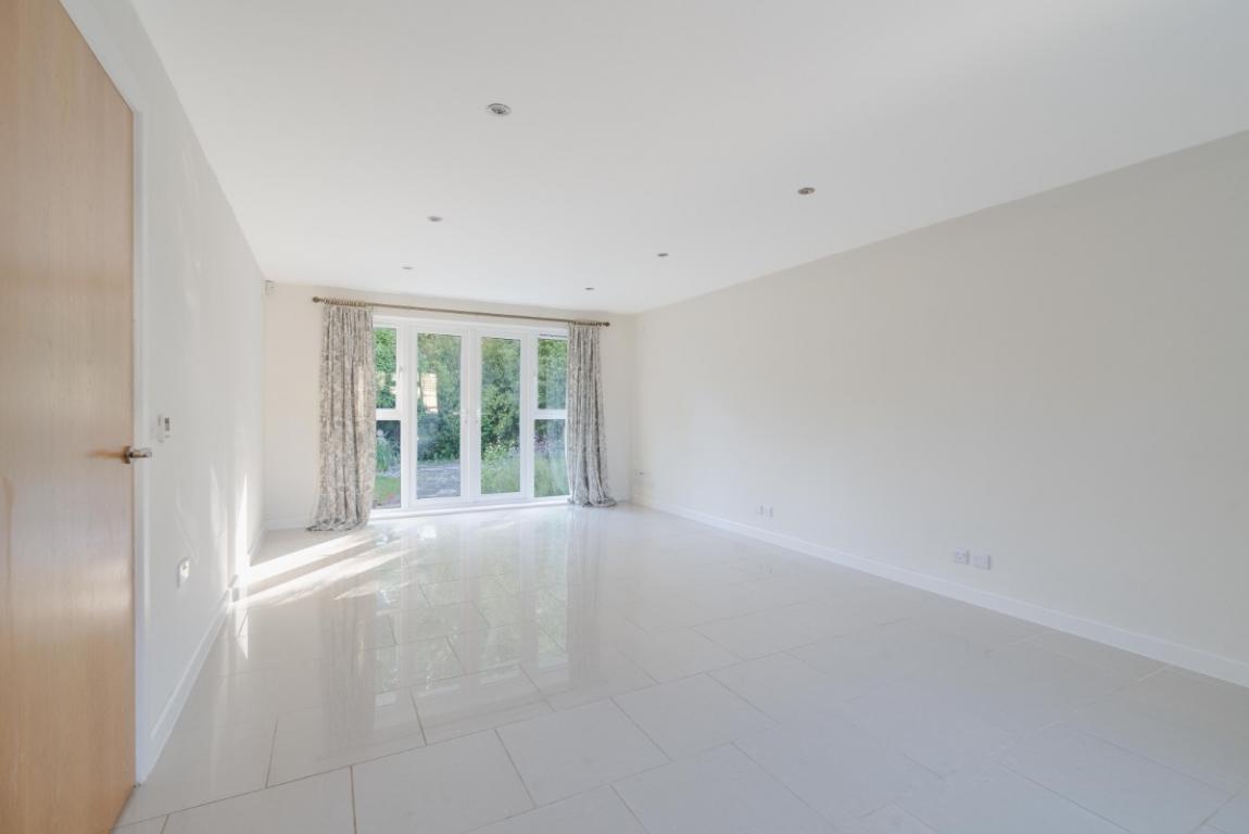 Image: 3 Wimborne Road Wimborne Dorset Colehill