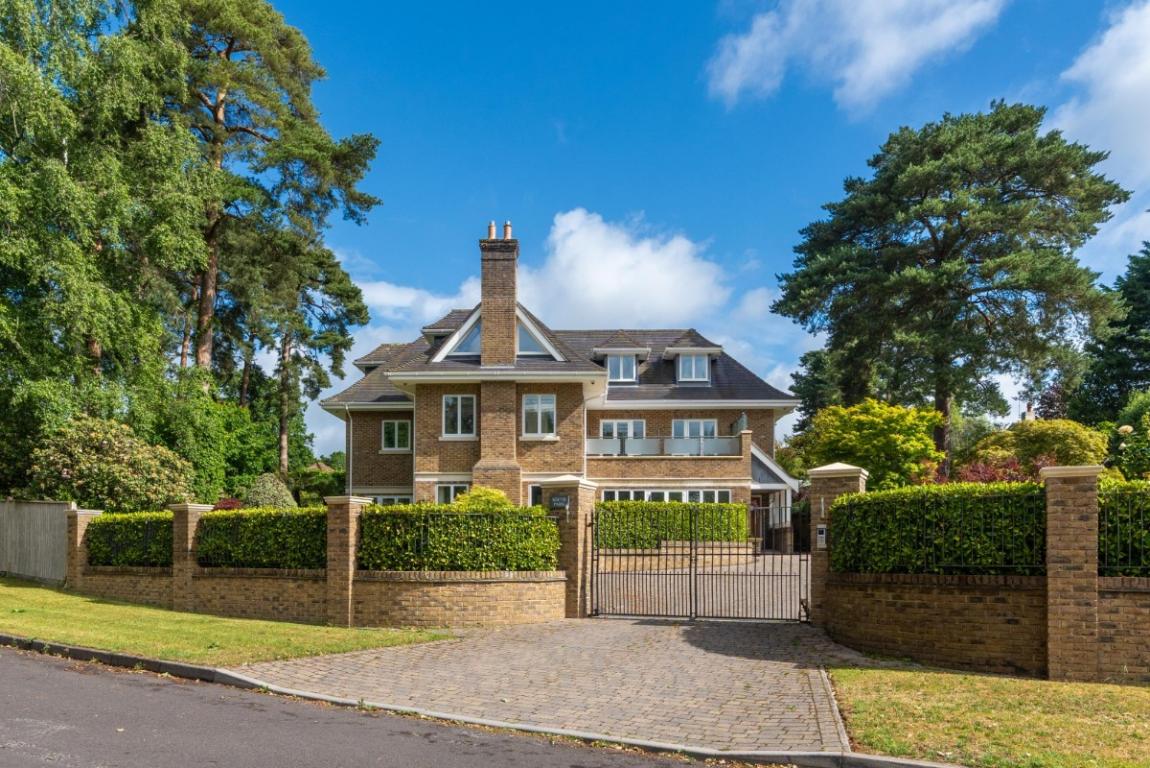 Image: 42 Park Homer Road Colehill Dorset Colehill