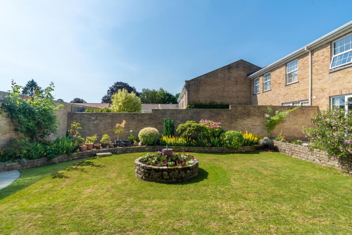 Image: 24 Floral Farm Wimborne Dorset 