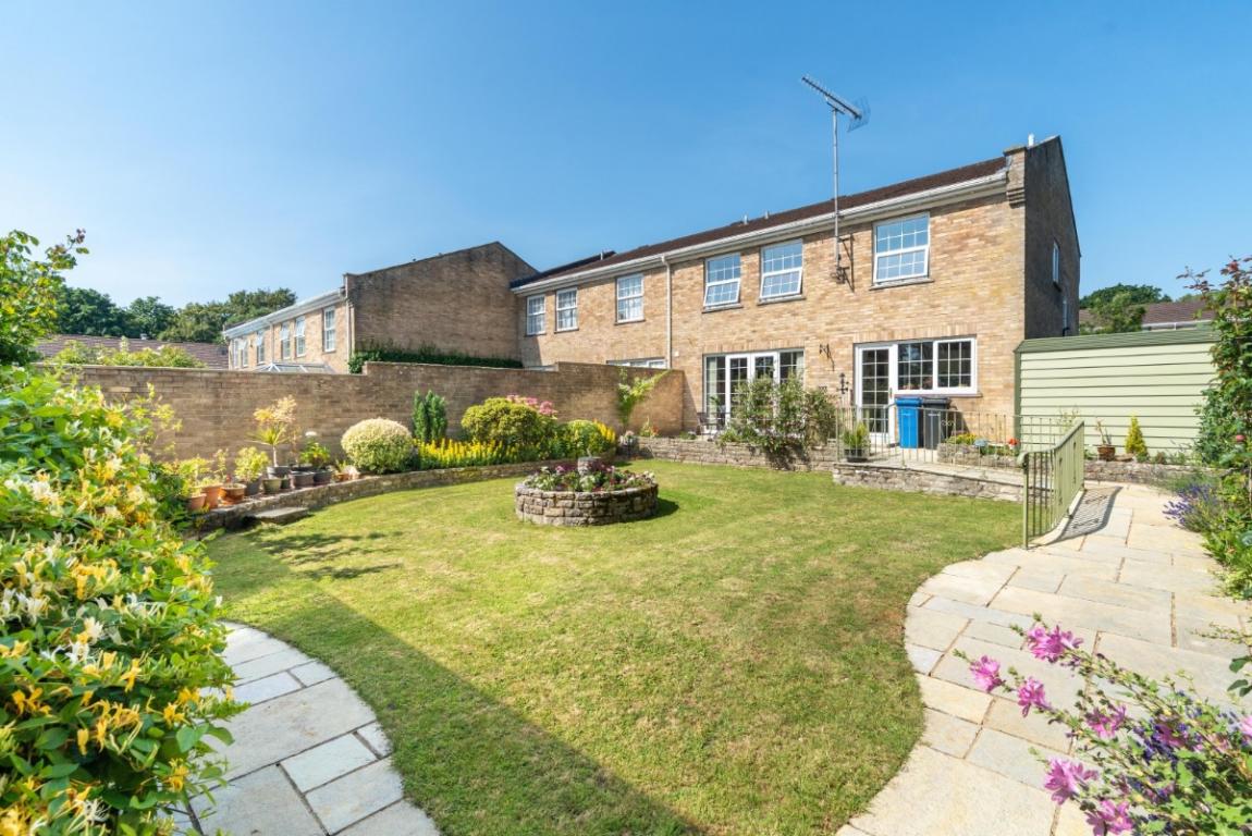 Image: 21 Floral Farm Wimborne Dorset 