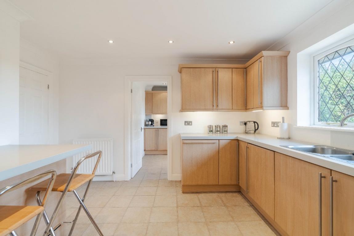 Image: 12 Springdale Road Wimborne Dorset Corfe Mullen
