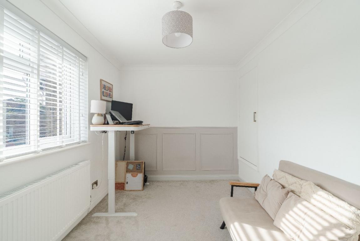 Image: 17 Cockerell Close Wimborne Dorset Merley
