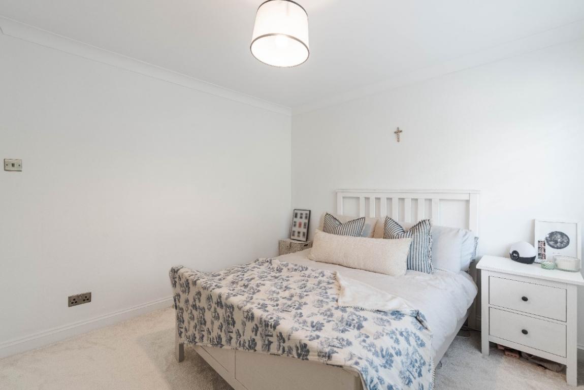 Image: 14 Cockerell Close Wimborne Dorset Merley