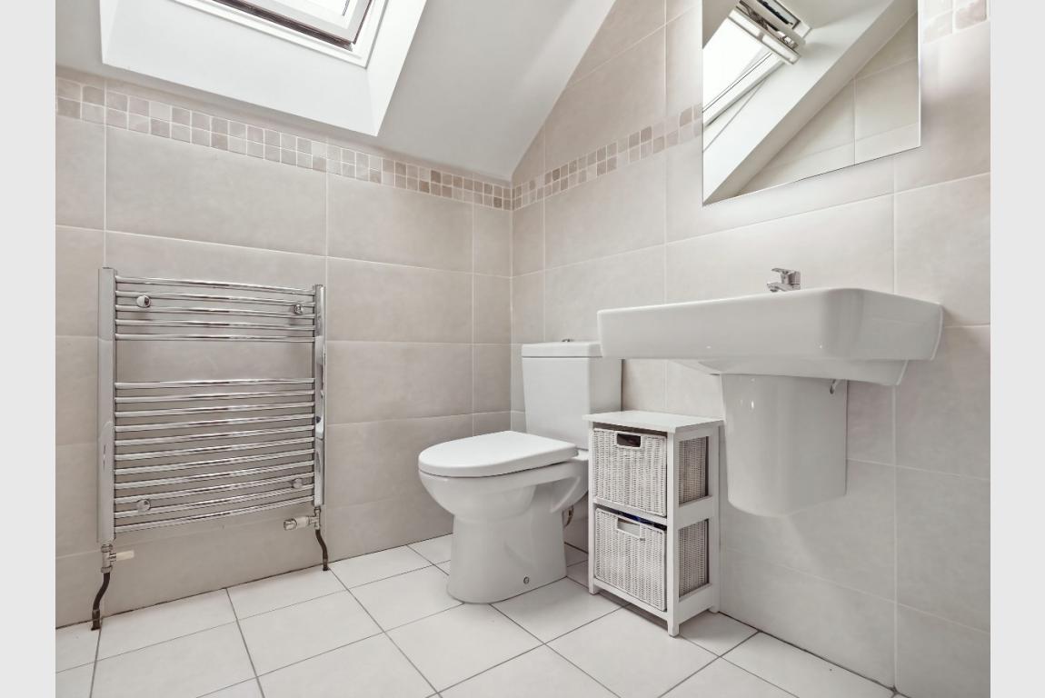 Image: 20 Marian Close Wimborne Dorset Corfe Mullen